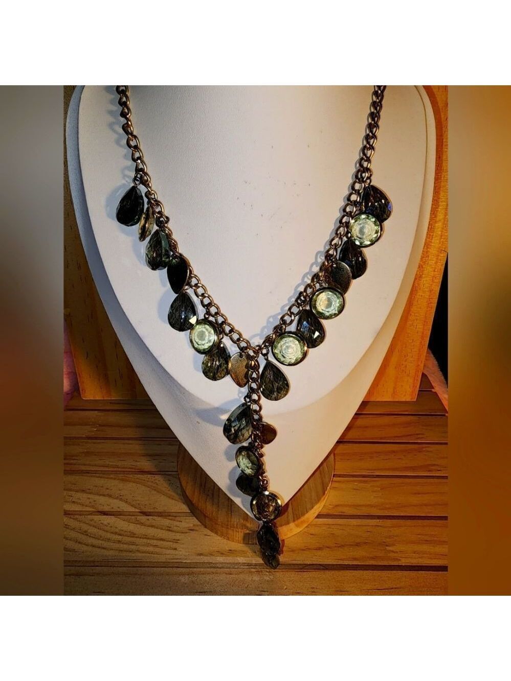 Vtg Blue & Green Elegant Gold Necklace